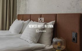 H28 - Hotel, Apartments And Suites By Uhanda